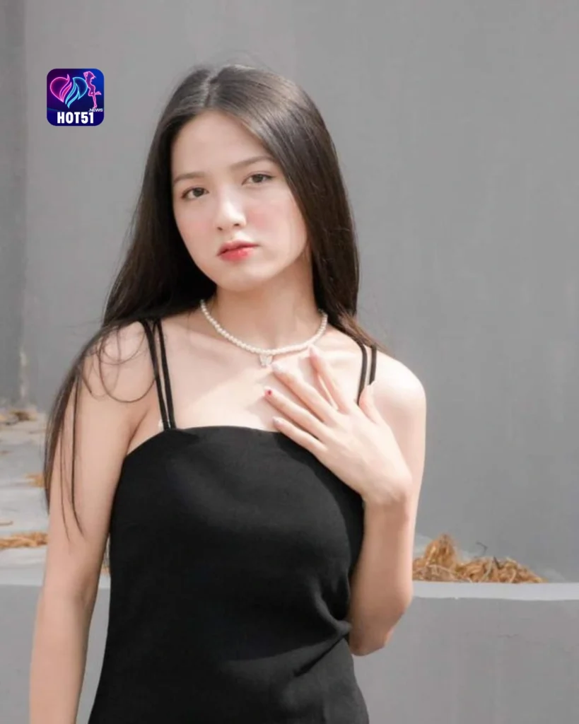 Hot51 APK Aplikasi Live Trending Indonesia 1 Hot51 APK Aplikasi Live Trending Indonesia