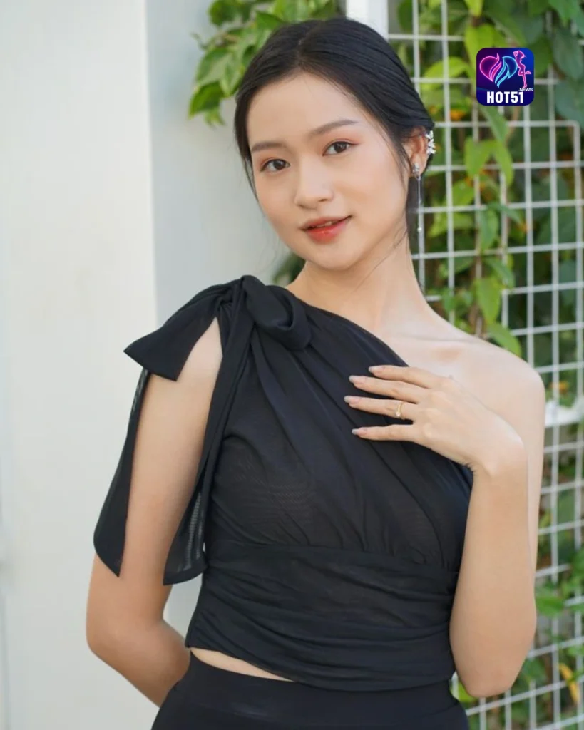 Hot51 APK Aplikasi Live Trending Indonesia 2 Hot51 APK Aplikasi Live Trending Indonesia