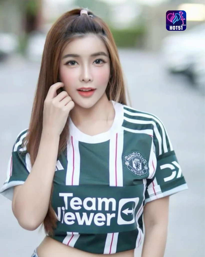 Nikmati Hot51 Live Stream Sekarang!