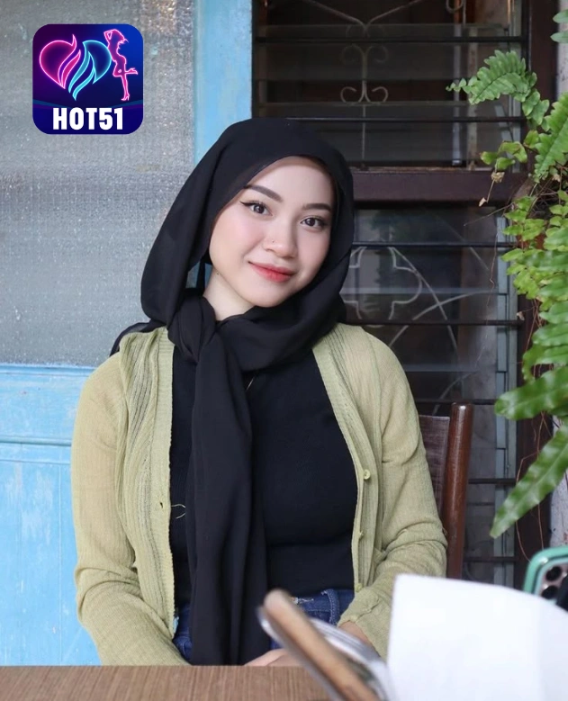 Hot51 vs Mlive Perbandingan Lengkap untuk Pengguna Indonesia